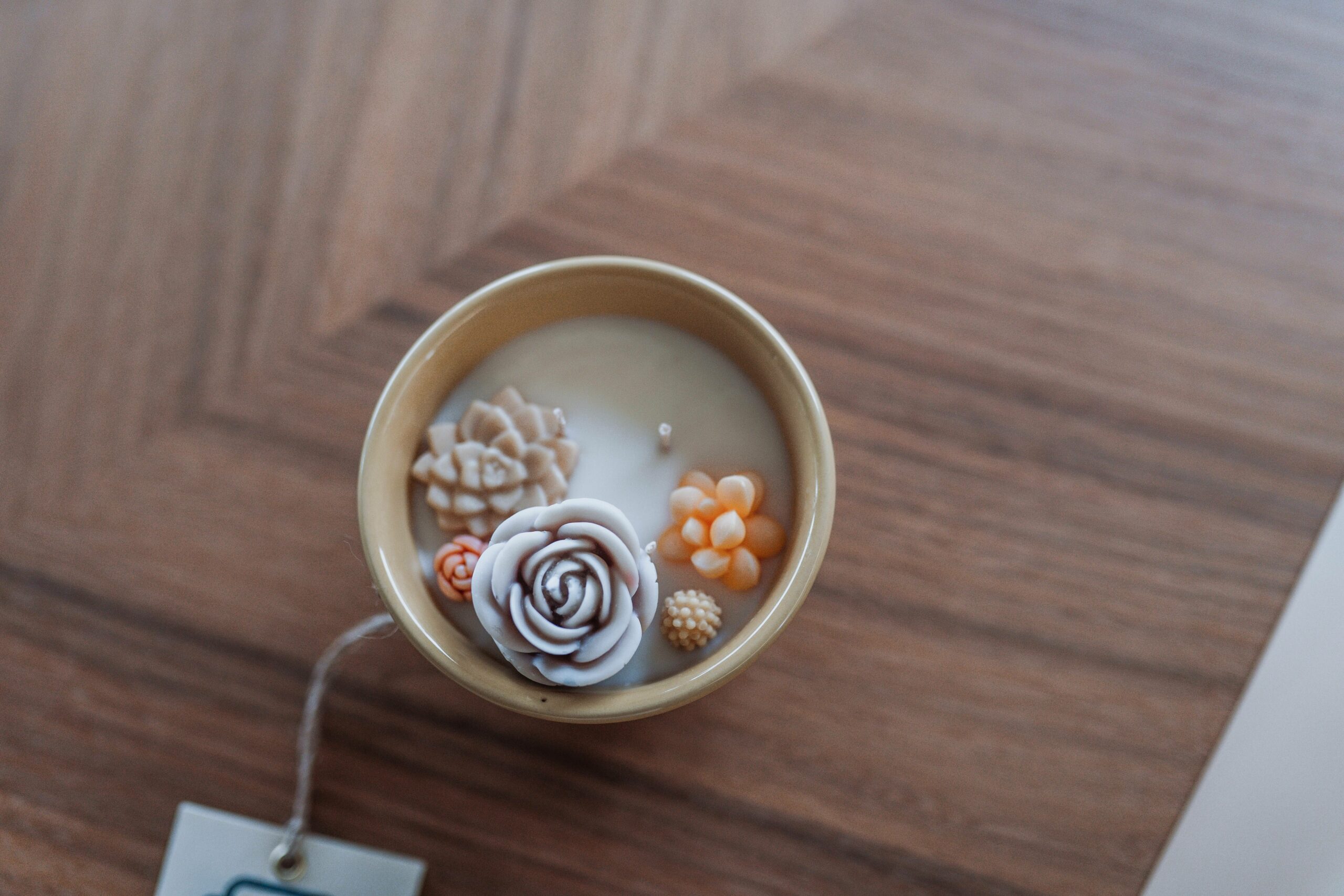 Bougie parfumée artisanale Osmose destinée aux fleuristes à Lorient