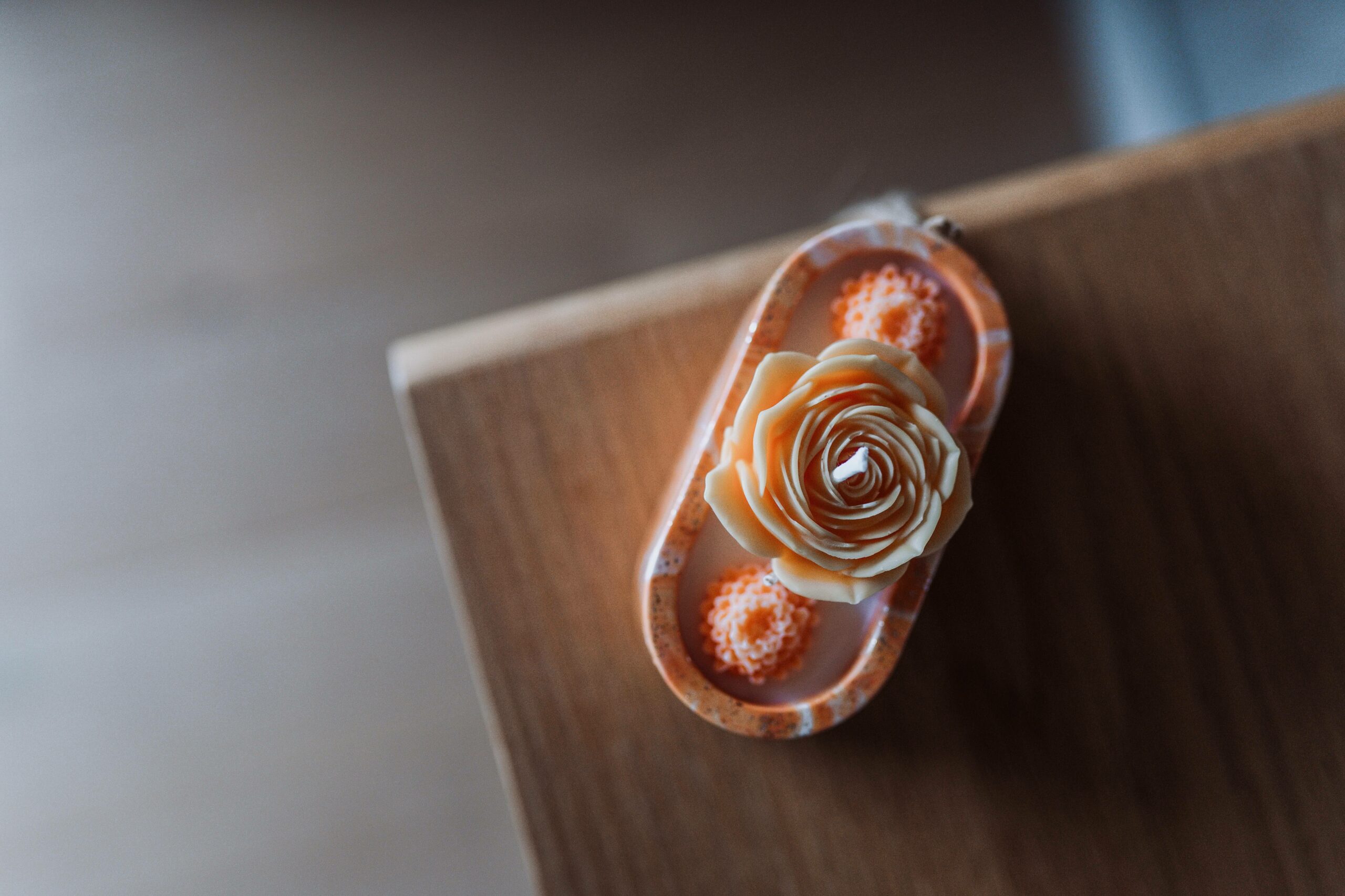 Bougie artisanale haut de gamme Osmose en céramique portugaise, fabrication locale près de Ploërmel dans le Morbihan